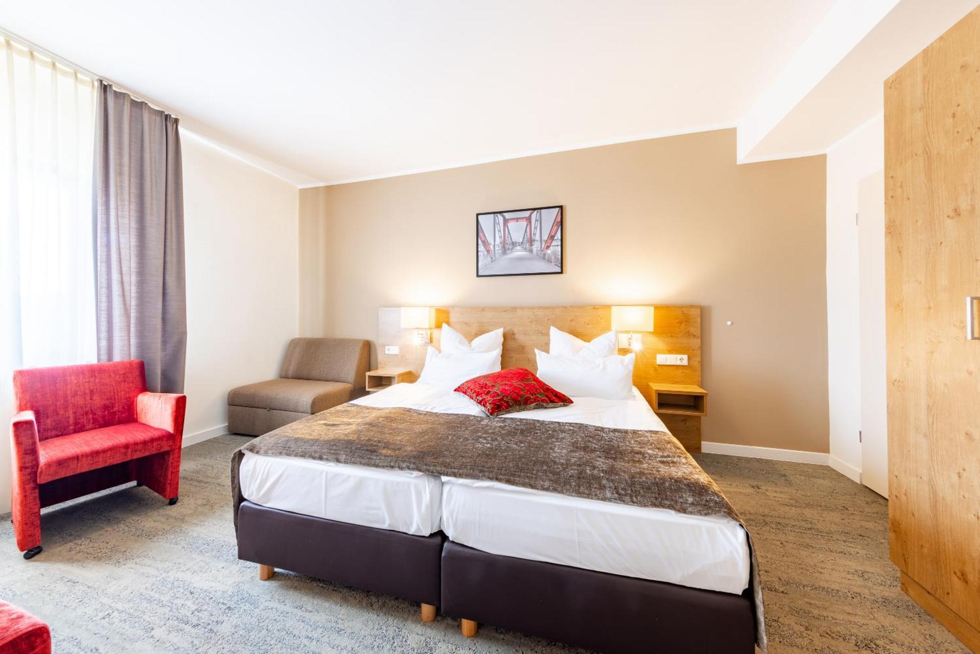 פרנקפורט Maingau Hotel מראה חיצוני תמונה