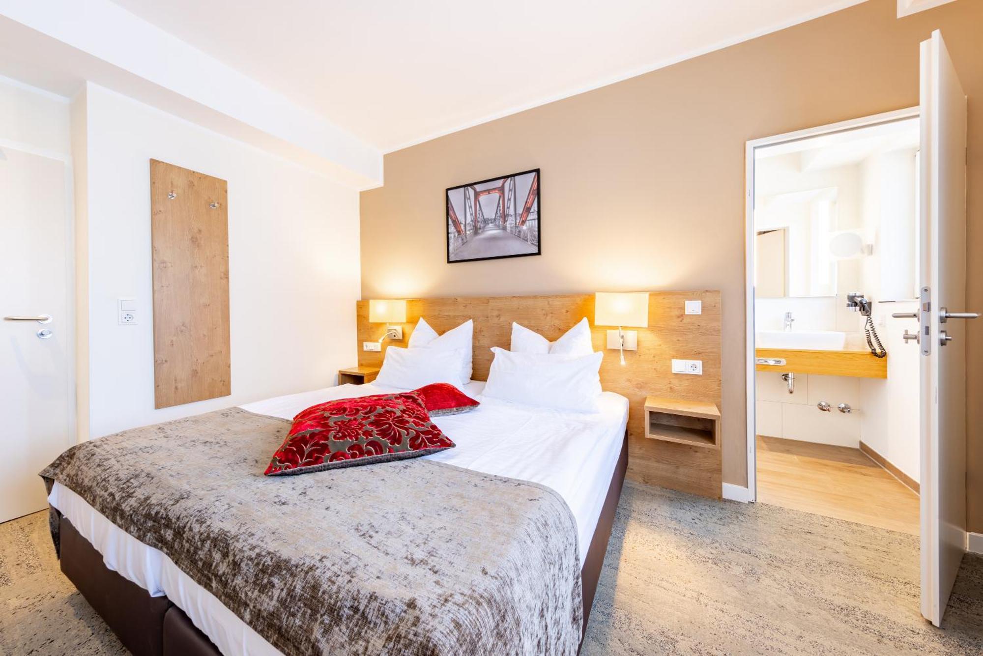 פרנקפורט Maingau Hotel מראה חיצוני תמונה